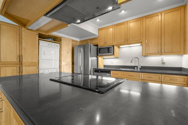 1229 Picasso Drive, Sunnyvale CA: https://media.crmls.org/mediaz/6252dac7-3096-44a8-ac35-e1b80e1b6740.jpg