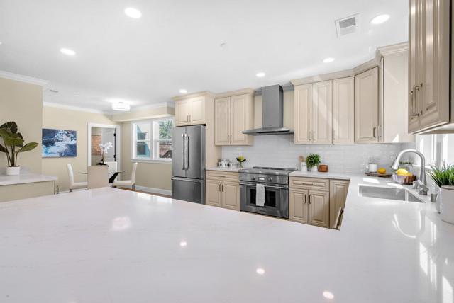 2659 Garfield Street, San Mateo CA: https://media.crmls.org/mediaz/625371a1-efa8-4ca7-8119-36d578fbd5cc.jpg