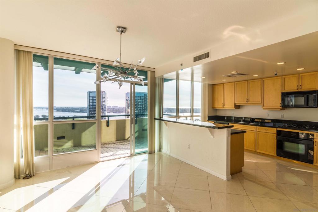 MLS #250035940SD img 6