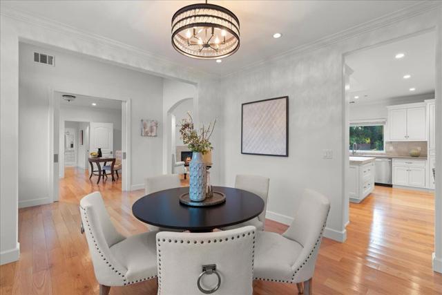 15211 Becky Lane, Monte Sereno CA: https://media.crmls.org/mediaz/625429e9-94e4-4948-bb19-d907b330ee46.jpg