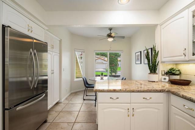 678 Vista Lago Circle N, Palm Desert, CA 92211