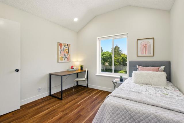 34348 Siward Drive, Fremont CA: https://media.crmls.org/mediaz/6255c6bb-afa7-47c3-a980-7f463cca5554.jpg