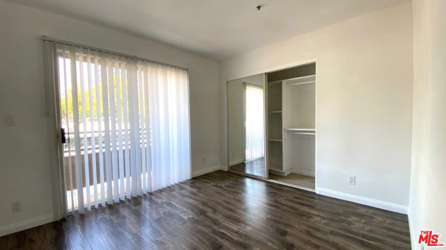 701 S Kingsley Drive, Los Angeles CA: https://media.crmls.org/mediaz/625844ea-e397-486f-90fe-15846a359cee.jpg