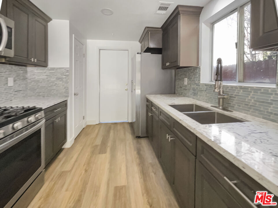 MLS #25529163 image #14