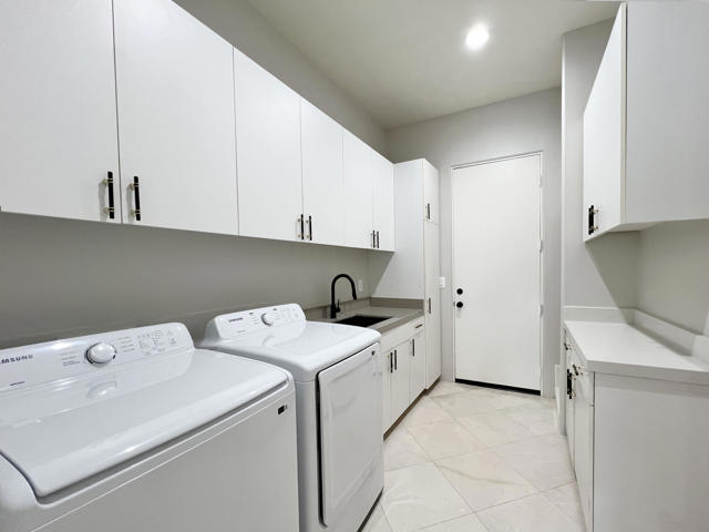 79015 Via San Clara, La Quinta CA: https://media.crmls.org/mediaz/625925f9-ed70-4163-b80c-734d941b4c78.jpg