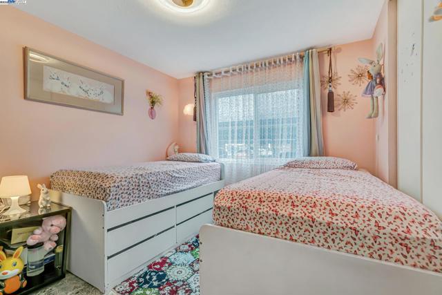 46762 Winema Cmn, Fremont CA: https://media.crmls.org/mediaz/625955e1-a3b6-4010-b388-117da42e7c10.jpg