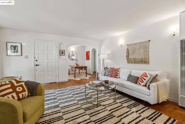 22574 6Th St, Hayward CA: https://media.crmls.org/mediaz/625a2ccc-f967-4b94-a094-36f5cf3782b6.jpg