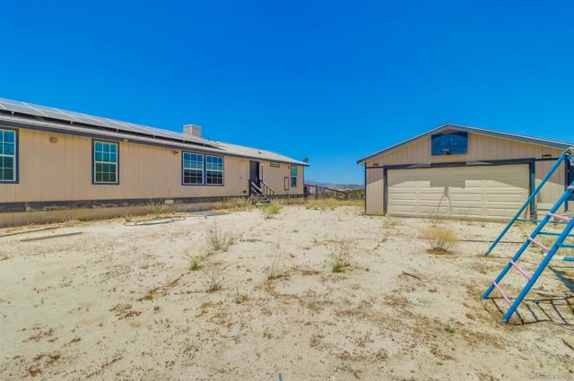 1696 Mary Joe Ln, Boulevard CA: https://media.crmls.org/mediaz/625baef4-3c81-4a4c-a569-885822d87d9a.jpg