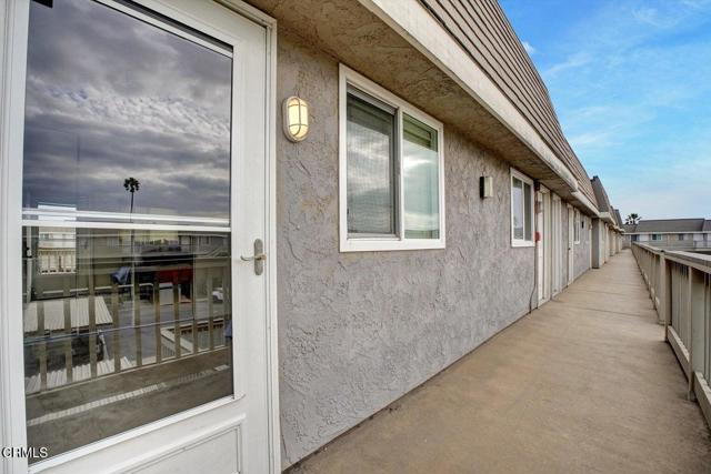 Detail Gallery Image 25 of 54 For 385 E Surfside Dr, Port Hueneme,  CA 93041 - 2 Beds | 2 Baths