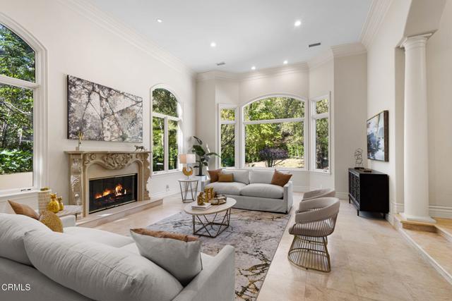 Detail Gallery Image 26 of 50 For 4080 Dover Rd, La Canada Flintridge,  CA 91011 - 5 Beds | 6/1 Baths