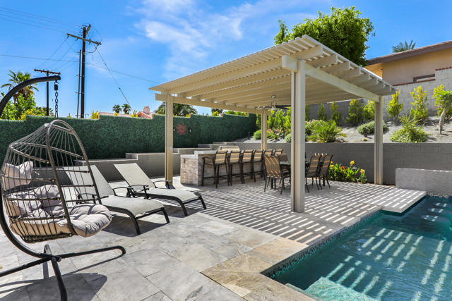 79575 Camelback Drive, Indio CA: https://media.crmls.org/mediaz/625d0bf8-043d-431b-be95-8b248ddb5f2a.jpg
