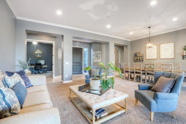 Detail Gallery Image 14 of 109 For 14266 Coeur D Alene Court, Valley Center,  CA 92082 - 4 Beds | 3/1 Baths