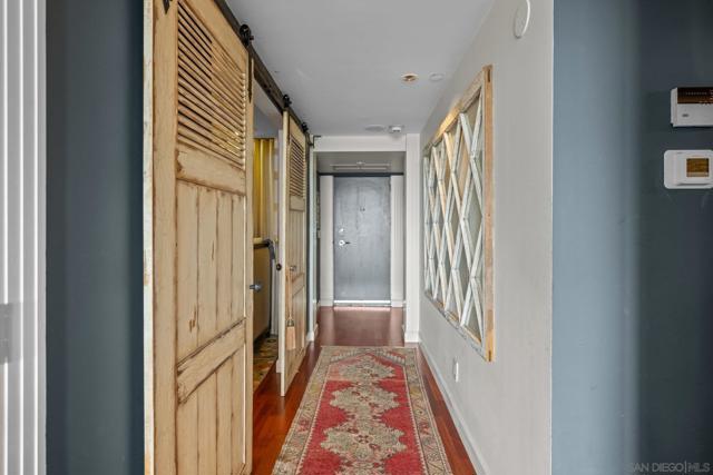 0 1750 Avenida Del Mundo, Coronado CA: https://media.crmls.org/mediaz/625d9030-947f-4c0c-bef2-1360572e520b.jpg