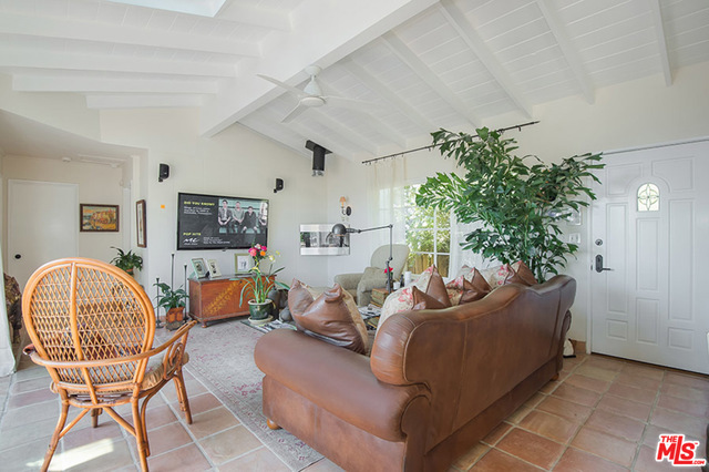 31562 BROAD BEACH Road photo 8