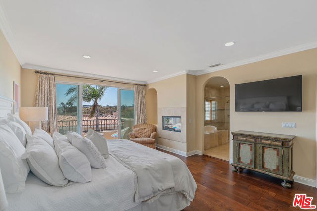 Drew Fenton | 23963 De Ville Way Malibu CA | MLS: 7406823