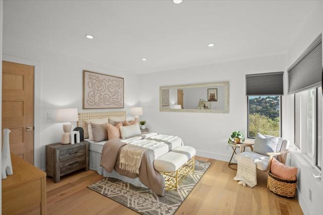 865 Somerset Court, San Carlos CA: https://media.crmls.org/mediaz/625f6a93-dba3-41b3-9341-dcf2c86500db.jpg