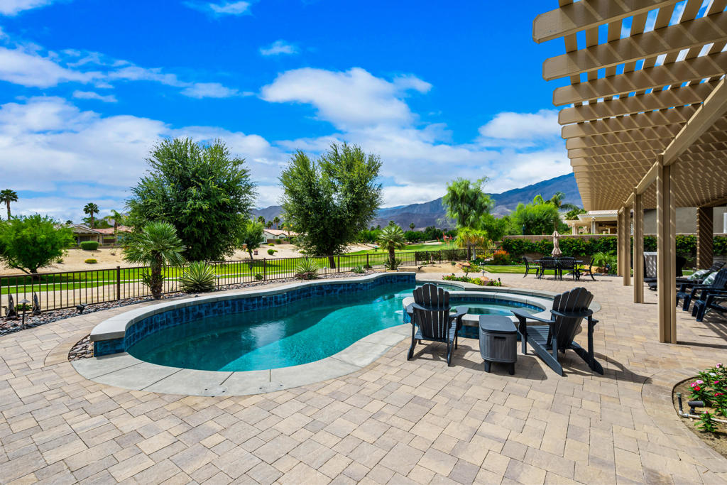 81819 Brittlebush Lane