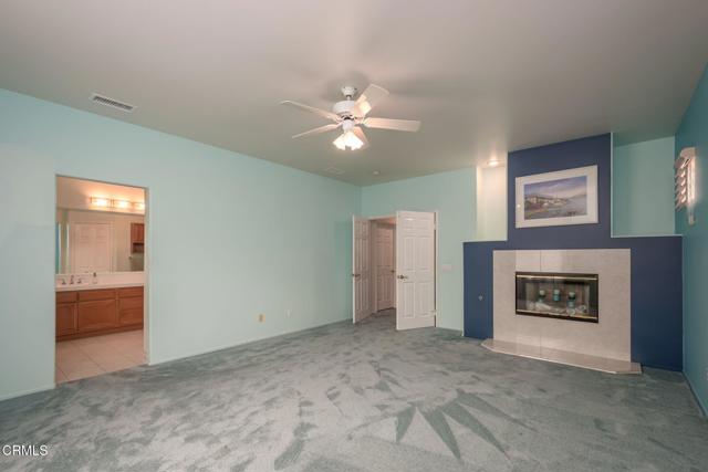 Detail Gallery Image 15 of 41 For 279 Camino Toluca, Camarillo,  CA 93010 - 3 Beds | 3 Baths