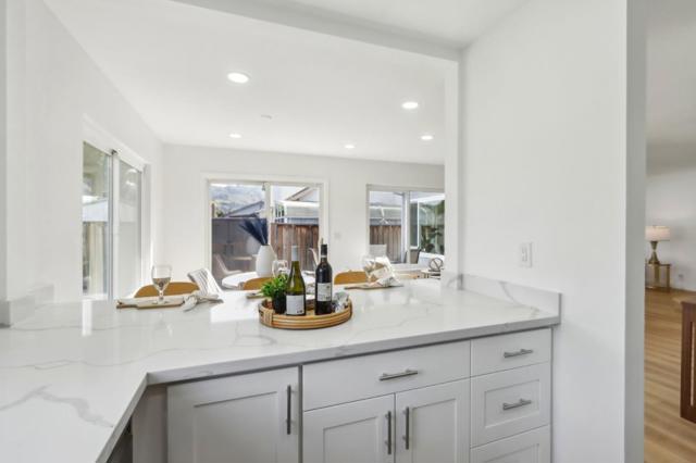 3039 Vesuvius Lane, San Jose CA: https://media.crmls.org/mediaz/6260c33f-dbd3-41eb-8630-b10a7e31dca8.jpg