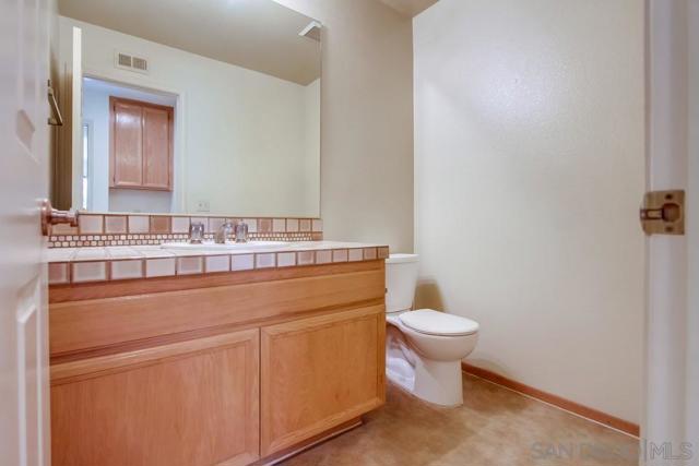 11742 Avenida Sivrita, San Diego CA: https://media.crmls.org/mediaz/6261d317-256e-4a06-a0ef-d7c8996b89d2.jpg