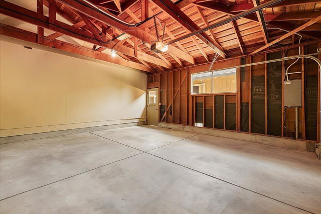 1243 E Fremont Terrace, Sunnyvale CA: https://media.crmls.org/mediaz/62629859-8009-4764-983f-f8723c1719b4.jpg