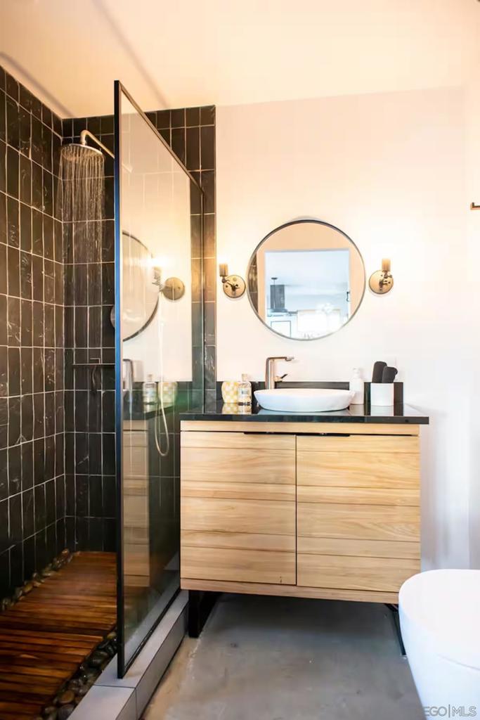 MLS #250043924SD image #28