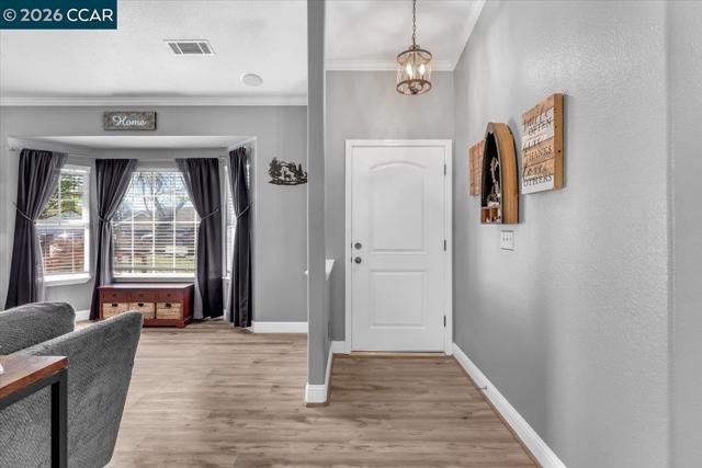 Image 5 of 33 For 19388 Bonanza King Dr