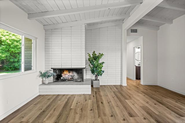 7855 Montana Street, Lemon Grove CA: https://media.crmls.org/mediaz/62639431-7dbf-4cd2-9164-c09e38801a07.jpg