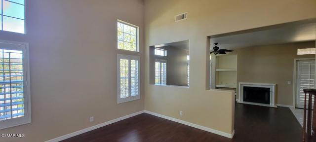 2669 Dorado Court, Thousand Oaks CA: https://media.crmls.org/mediaz/6263b03f-cc29-4fb4-b22c-25dc631bd833.jpg