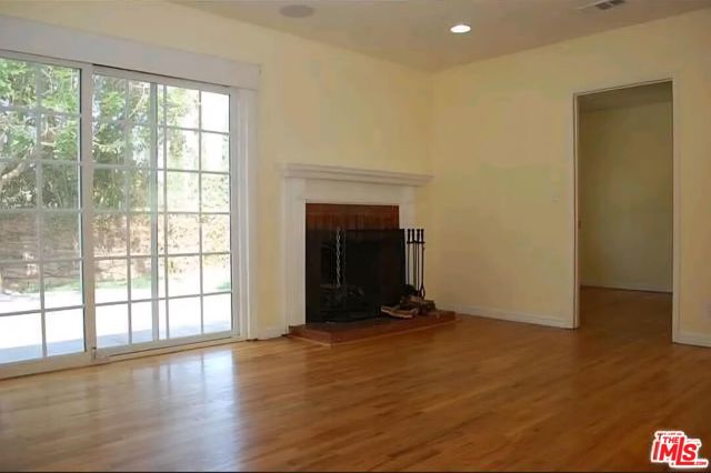 18842 Lemay Street photo 5