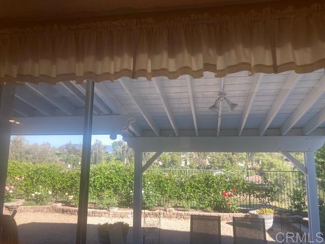30919 Brassie Lane, Temecula CA: https://media.crmls.org/mediaz/6264c8df-832e-432a-a35c-9e634285ad74.jpg