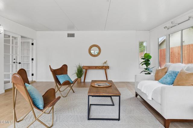 6433 Ralston Street, Ventura CA: https://media.crmls.org/mediaz/626646f2-c0f1-4320-81cb-d2d2ef184579.jpg
