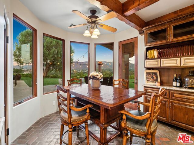 27023 Rolling Hills Avenue, Canyon Country CA: https://media.crmls.org/mediaz/6266bc41-fac0-4f72-8e9b-c085bcc80d22.jpg