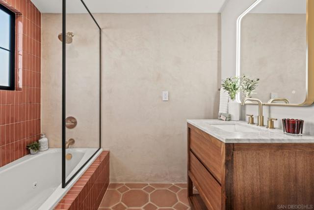 1566 Evergreen St, San Diego CA: https://media.crmls.org/mediaz/62672adf-9787-4aca-ac87-2b430f03a3b3.jpg