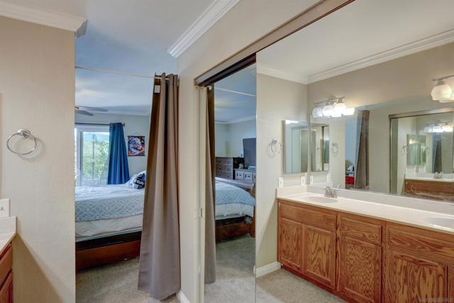 1867 Guilder Gln, Escondido CA: https://media.crmls.org/mediaz/626739ce-b779-4778-8125-375e5ab3128b.jpg