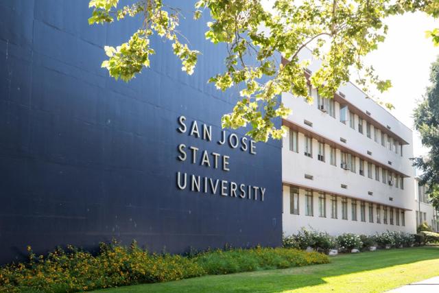 130 E San Fernando Street, San Jose CA: https://media.crmls.org/mediaz/6267d767-6264-41b8-bdd9-664a061ded71.jpg