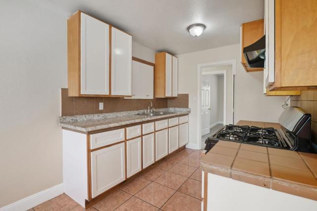 957 Oakwood Avenue, Vallejo CA: https://media.crmls.org/mediaz/6267e967-ced7-446f-902b-2a041f11db1b.jpg