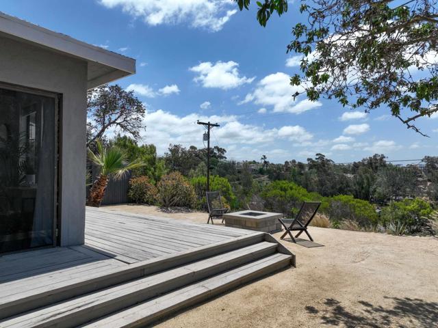 3854 56 Via Del Mar, San Diego CA: https://media.crmls.org/mediaz/6268455a-71df-4ad8-8356-a08c96924391.jpg