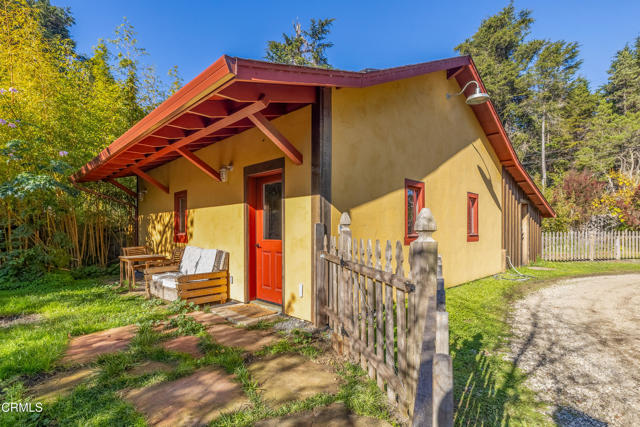 Detail Gallery Image 31 of 42 For 19204 Benson Ln, Fort Bragg,  CA 95437 - 2 Beds | 2 Baths