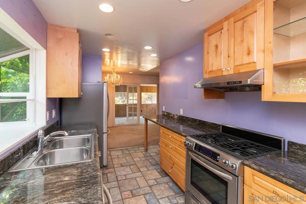 4505 La Crosse Avenue - photo 7