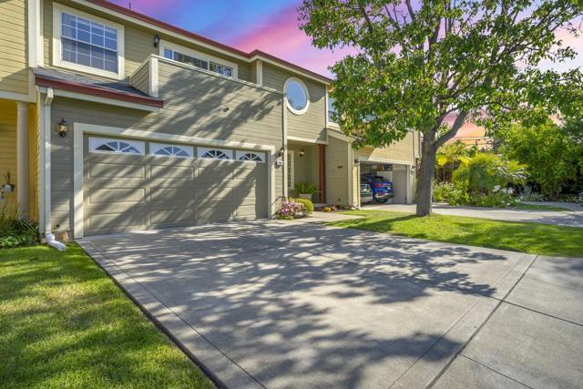 2960 Massih Court, Campbell CA: https://media.crmls.org/mediaz/6268e1db-df21-4698-a088-8b67c8cbfaa7.jpg