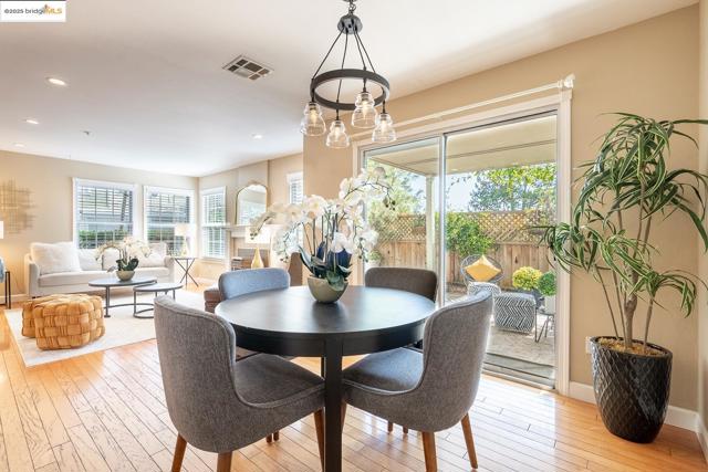 1105 Radiant Lane, San Ramon CA: https://media.crmls.org/mediaz/62692573-6431-446f-908f-4c8f034b6d5a.jpg