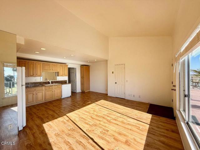 Detail Gallery Image 7 of 19 For 641 Ocean View Dr, Port Hueneme,  CA 93041 - 3 Beds | 0 Baths