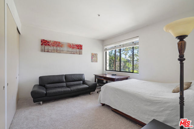 2102 Century Park Lane, Los Angeles CA: https://media.crmls.org/mediaz/626949d9-c119-44ca-9bbc-63bd5bbaeb9d.jpg