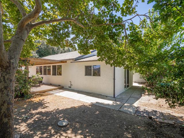 6055 Larchmont Court, San Jose CA: https://media.crmls.org/mediaz/626a9311-2bd4-44ac-8cd3-c5bc6e261a27.jpg