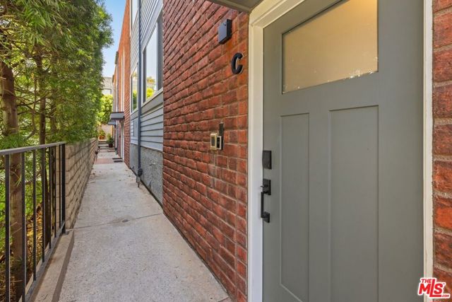 2613 6th Street, 3 photo 2