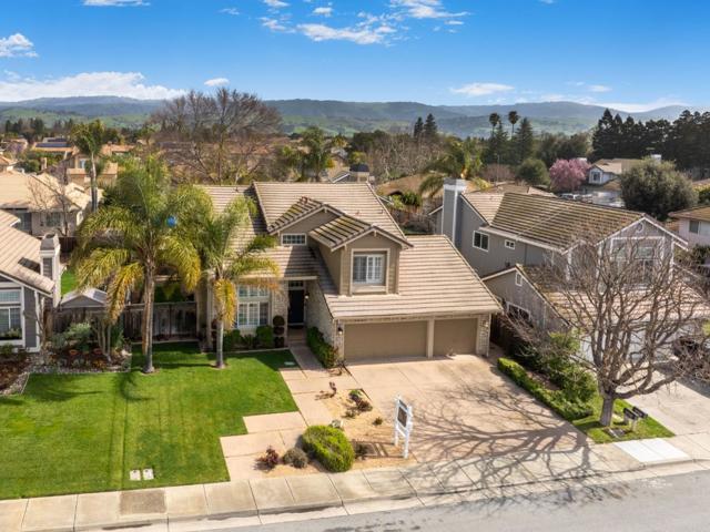 17440 Calle Mazatan, Morgan Hill CA: https://media.crmls.org/mediaz/626a9ac0-5790-40d8-b64a-9f87a5fc03c7.jpg