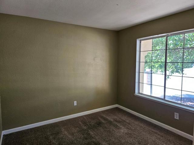 4575 Park Hill Court, Antioch CA: https://media.crmls.org/mediaz/626b283c-fbb3-4f13-93e8-a388f31bd723.jpg