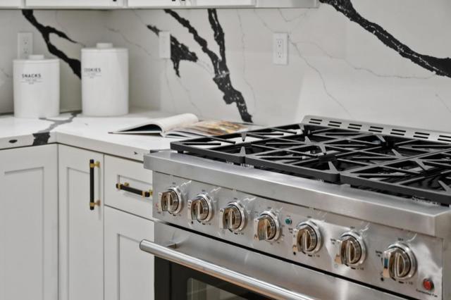 709 Lakebird Drive, Sunnyvale CA: https://media.crmls.org/mediaz/626c2409-50d1-498e-ad68-e669ccb4e69a.jpg