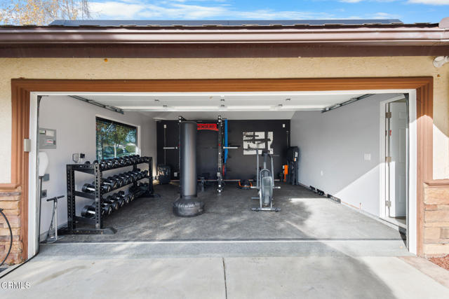 Detail Gallery Image 39 of 45 For 1036 Stanford Dr, Simi Valley,  CA 93065 - 5 Beds | 2/1 Baths